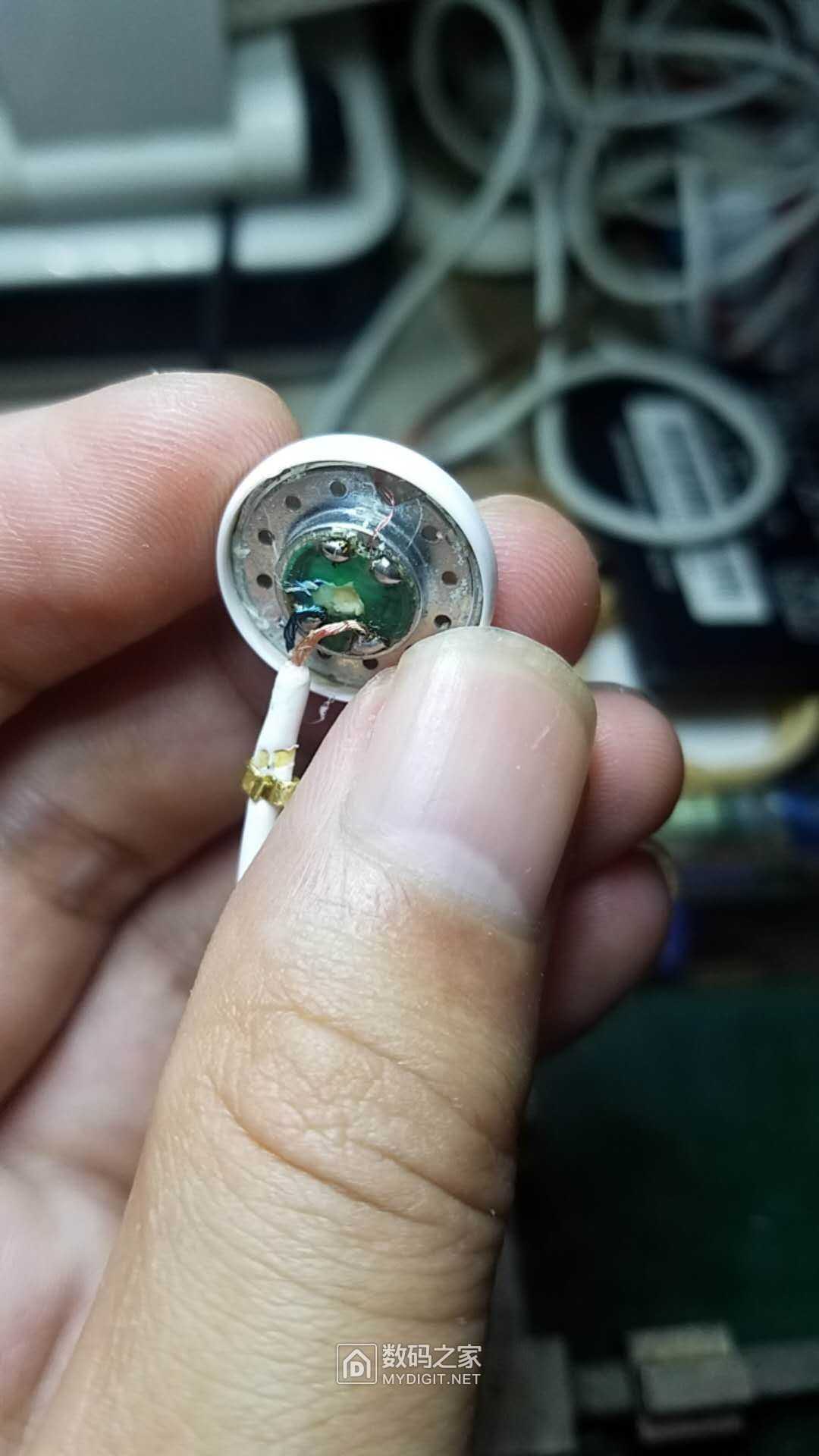 耳机线开裂修复:热缩管包裹与日常收纳技巧大揭秘