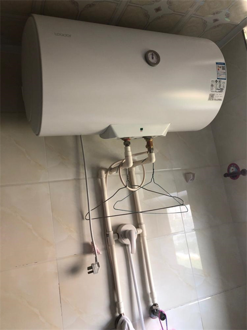 热水器加热变慢?揭秘镁棒更换和水垢清除周期,保障热水器使用寿命