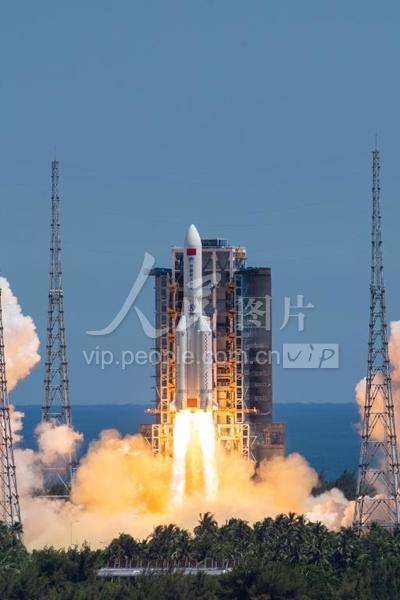 7月24日天秤座运势全解析：选择困难成为决策瓶颈