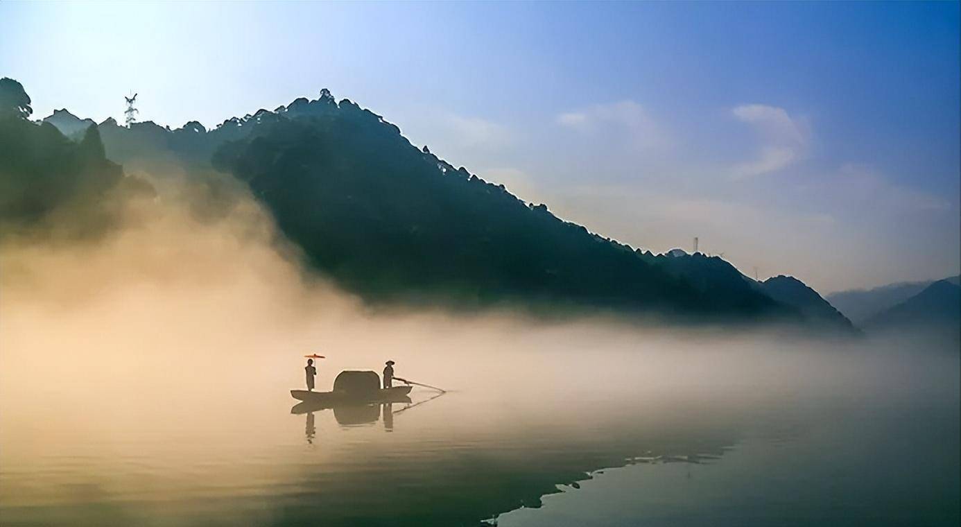 7月24日双子座运势指南:社交场合大放异彩,参加行业沙龙结识跨界精英